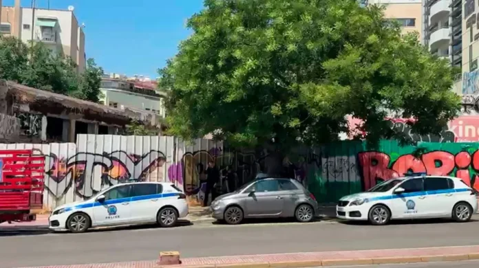 Κυψέλη: Ανθρώπινο πόδι βρέθηκε σε βαλίτσα σε εγκαταλελειμμένο κτίριο