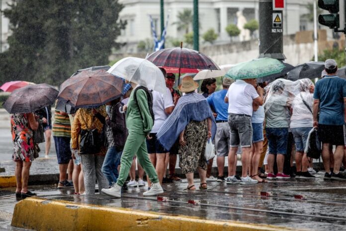 Έκτακτο δελτίο ΕΜΥ: Από τον καύσωνα σε καταιγίδες από την Παρασκευή