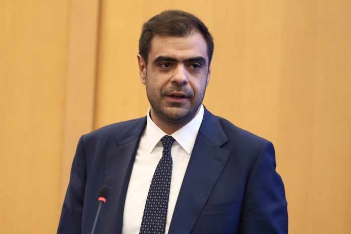 Αιχμές Μαρινάκη κατά Τσίπρα: «Καλοκαιρινή επιθεώρηση» οι δηλώσεις του